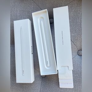 Apple Pencil 2 2nd generation almost new, used a few times only